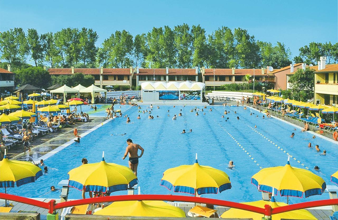Tize Village Rosolina Buitenkant foto
